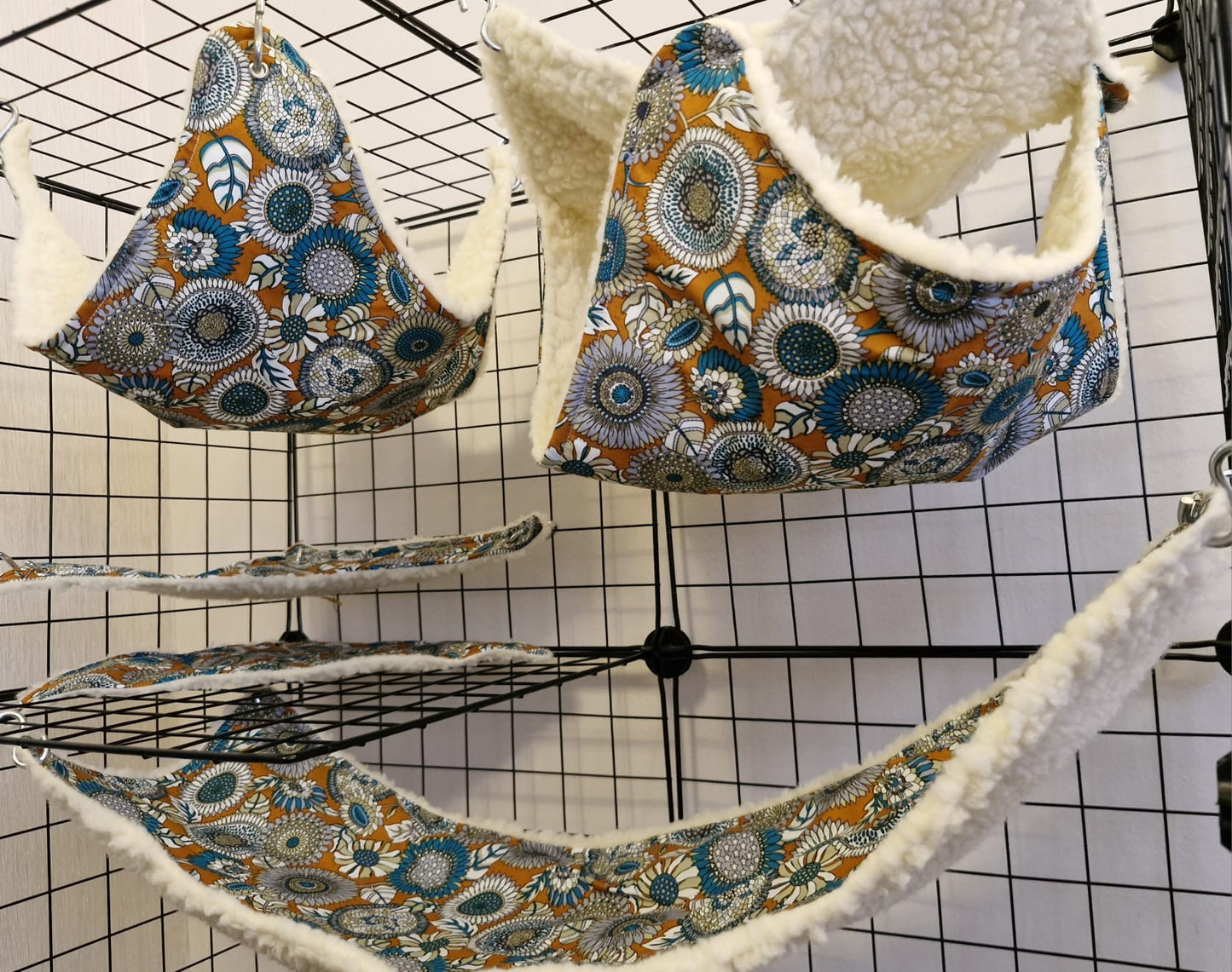 Mischief Made Ochre Flowers hammock set for rodents (5 Set)