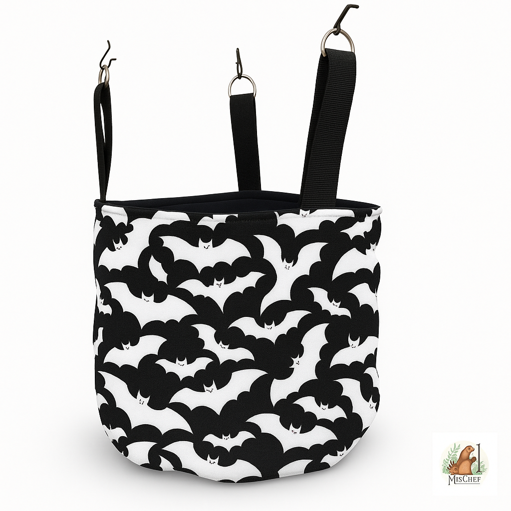 Hanging bucket fleece lined, padded and quilted. Bats print, black fleece