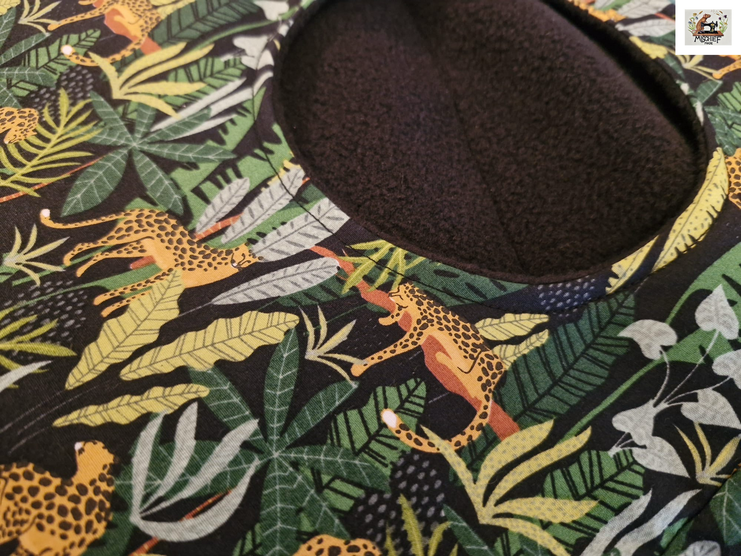 Hidey Hammock (Long). Quilted, padded and great for rat piles (Black Jungle)