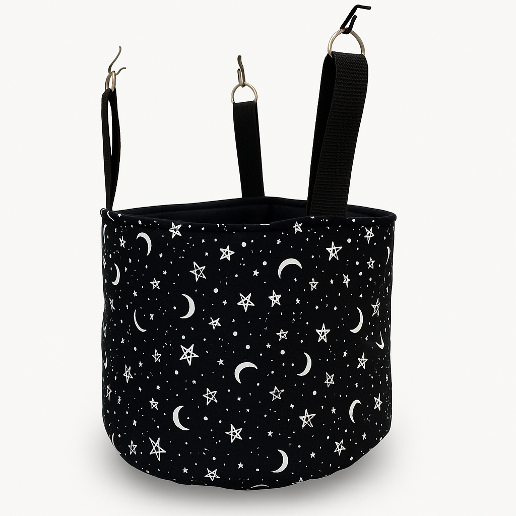 Hanging bucket fleece lined, padded and quilted. Constellation print, black fleece