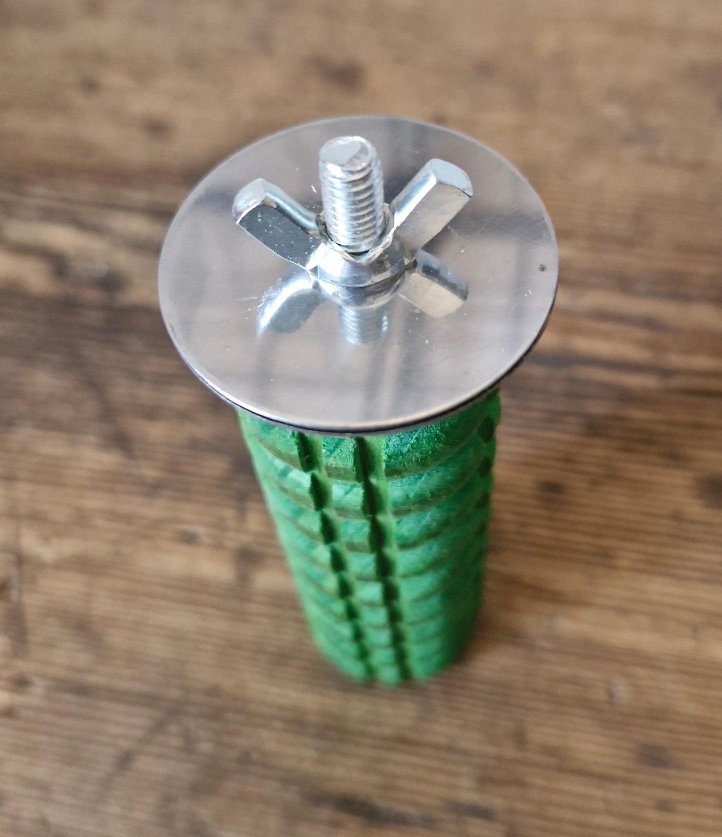 Perch / Chew toy with bolt cage attachment