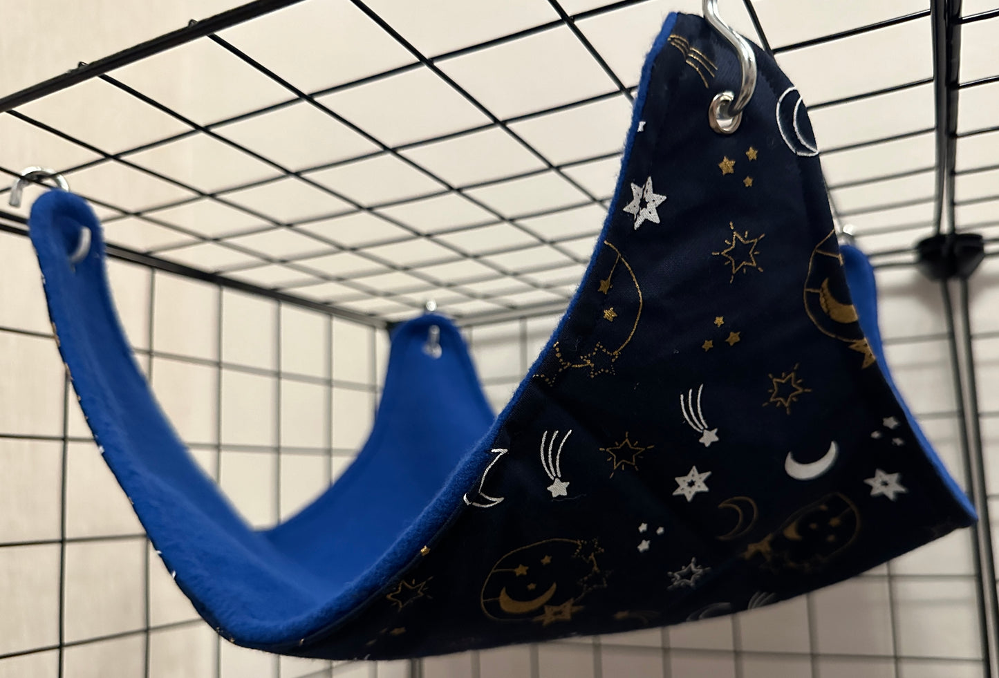 Mischief Made fleece lined single saddle hammock - Moon & Stars