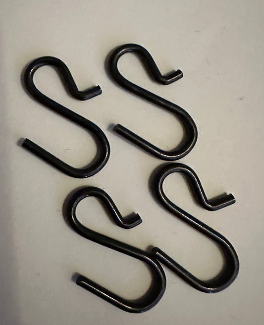 4x Steel safety hooks - coated