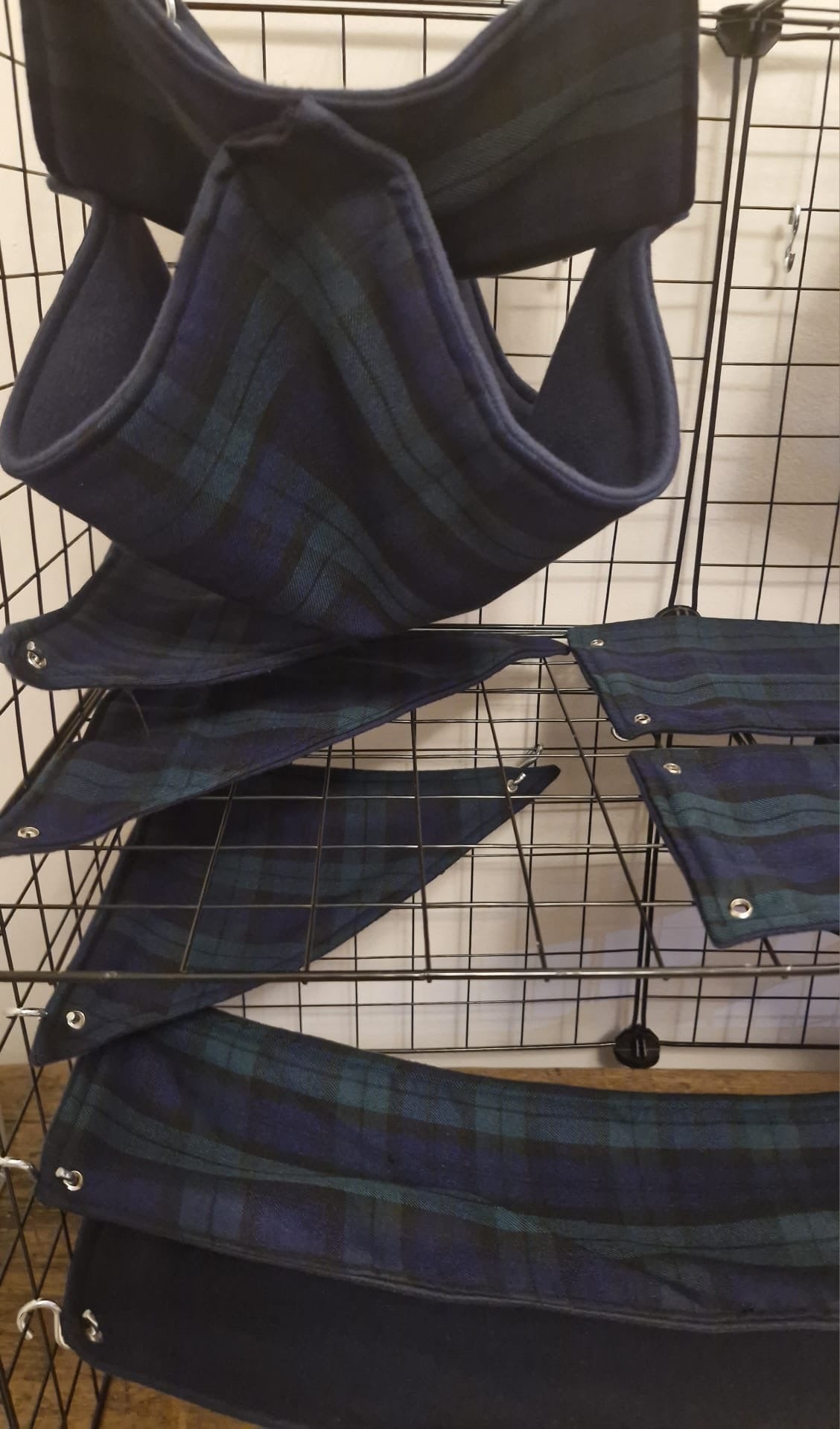 Mischief Made fleece lined green tartan hammock set for rodents (11 piece Set)