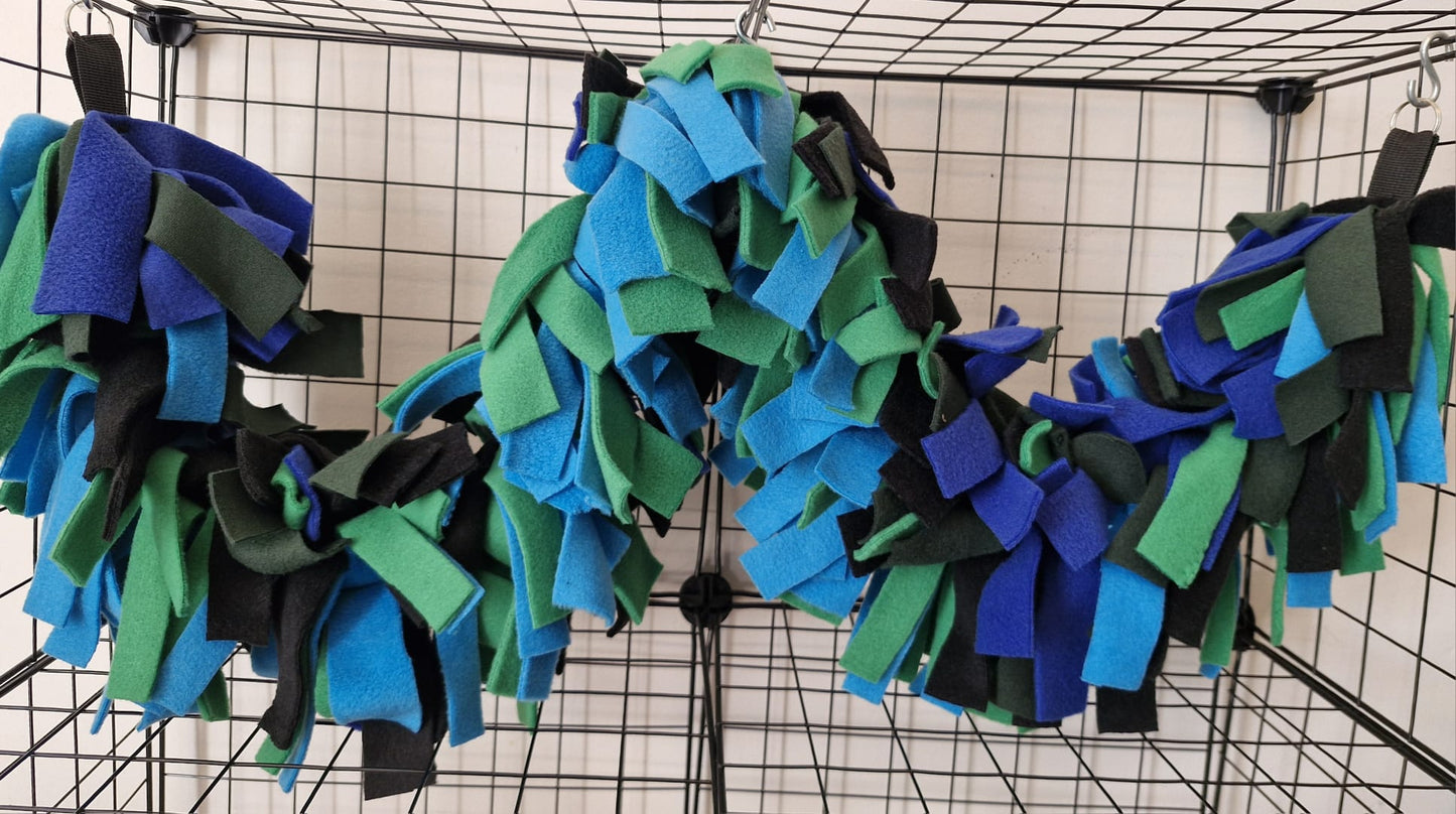 Mischief Made Cage enrichment rope (blues & green) - 1m length